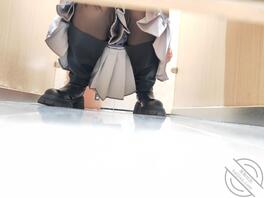 原创厕拍 这种裙子太挡害1