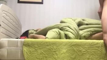 与妹妹家中性爱啪啪，招式超多各种姿势狂艹不止呀