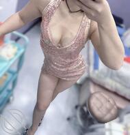 小骚逼发给我照片，在发骚呢，0