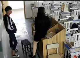 一个想打，一个很不服0