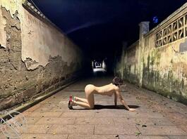 三条淫荡的反差骚母狗爱拍裸照0