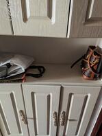 80年做月嫂的小阿姨，屋子收拾的挺干净的，只是原味内衣没有洗呢1