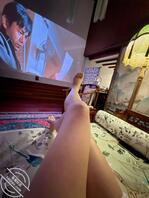 女护士背后的样子。视频已录好，多多评论给姑姑一点勇气1