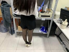 02. 黑丝小舅妈来上班咯!0