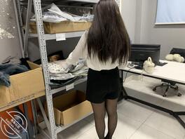 02. 黑丝小舅妈来上班咯!2