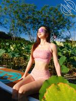 找人一起搞我的表姐（她的生活照）2