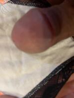 2.丈母娘和老婆出门逛街,我在丈母娘房间翻找内衣打飞机1