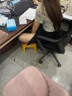 每天分享办公室偷拍，同爱好者可以分享在评论区一起交流分享1