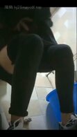 厕拍系列【11】两个超漂亮的美女