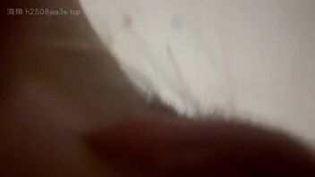 女朋友操腻歪了 调教的很骚 上位喷水 求各位大哥射给她羞辱她