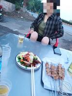 听哥哥们的请老姐喝酒,没想到回去居然摸到了老姐屁股2