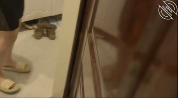 (原创) 再姐夫的婚房,看着姐姐姐夫的结婚照,抱着姐姐的屁股猛冲刺(下)1