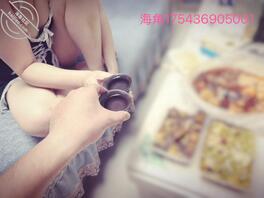 【绝对原创14】给嫂子私处护理后,嫂子穿着情趣内衣让我陪她喝酒1