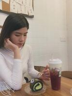 和老婆做爱说找别的男人艹她，她很享受，也会把我幻想当做别的男人艹她骚逼和1