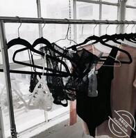 妈妈自拍照，有认识的吗？怎么样？评论有奖励0