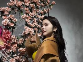 【曝光】贵阳某医疗器械销售公司母狗！这样的顶级巨乳你享受过吗？1