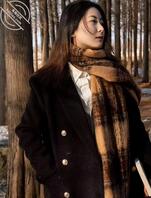 以前的炮友 母狗陆鑫云 非常骚的一个女大学生 操她逼特别容易肿 不耐操