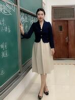 偷拍高中女厕所——闫宁宁老师0