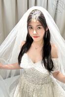 我姐试穿婚纱，我来发到海角让海友欣赏评价1