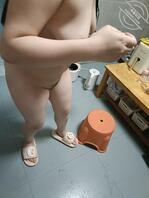 半夜回家发现我妹在屋子里裸奔要怎么办?0