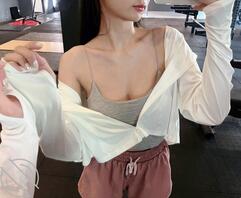 汗水与宁静:和后妈一起度过刺激又兴奋的周五夜1