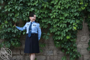 第一次乱伦体验是和老妈的表妹，离异的女警花小姨变成情人了1