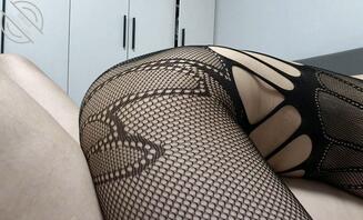 海友要求拍的黑丝玉足