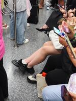 街拍尾随抄底美少妇1