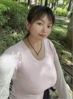 偷拍姐姐的吊钟大奶0