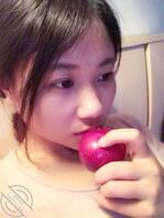 最好朋友的清纯娇妻卢媛,成为我胯下的骚逼母狗,附生活照2