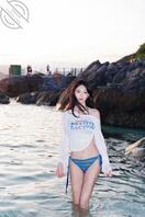 朋友圈里的大波妹1