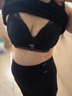 性感妈妈主动诱惑我0