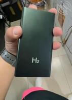 跟妹妹做爱的事情偷拍下来，发给妈妈看0