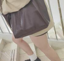 偷拍抄底嫩妹，同好分享你们的作品呀，评论支持1