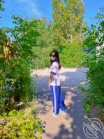 【原创自拍】送小女儿去学校半路被我带进小树林路上一直有人最后被迫去车震2