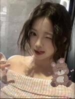 过来给妈妈给踩一下0
