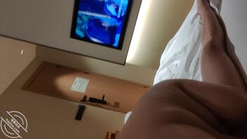 继上次之后，因为跟姐姐的这层关系，说了好久姐姐才同意和我做，拍摄不易