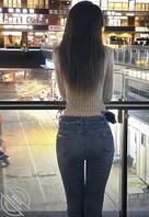 你老婆穿牛仔裤吗？