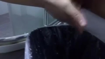 C罩杯小母狗喷水