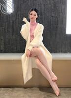 小母狗半夜睡不着，想被爸爸们意淫羞辱，用嘴舔爸爸们的鸡巴1