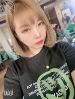 我老婆怎么样，漂亮吗，今年42岁了。