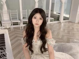 大家好，我是小母狗朱子怡，这是我小号，那个号被封了呜呜呜2