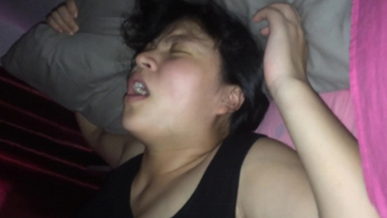 请大家欣赏淫荡女友高潮的表情