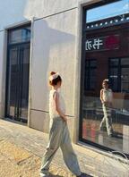 夜深情欲起,躁动的心安不下来,不如和大家聊天,共赴巫山。2