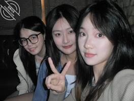 我跟闺蜜打赌，我是最贵的那个2