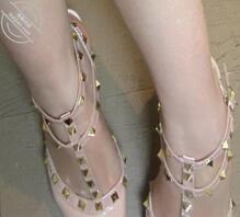 （原创）玩弄老婆的小粉穴，淫水不断 插入处女菊花最后还求海角的哥哥轮奸她0