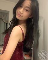 快情人节了，好想和爸爸们偷情啊