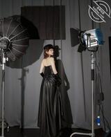 三百粉福利：夜场女王，限时露脸艺术照来啦！