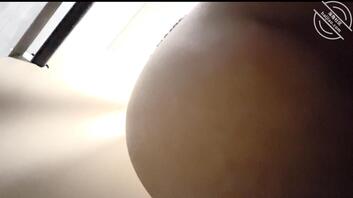 厕拍 两位眼镜美女大学生1