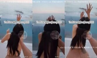 [原创]面朝花海，后入骚穴，这风景很奈斯，这呻吟很诱人